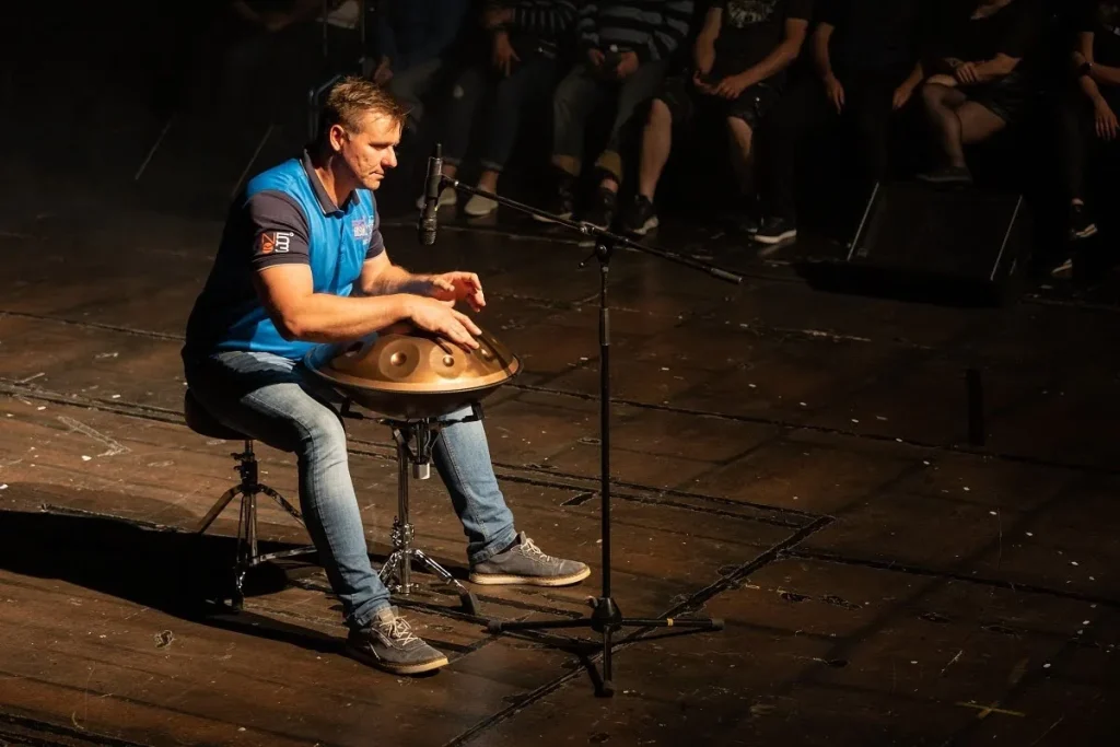 Cours de handpan pour enfants : démarrer en famille