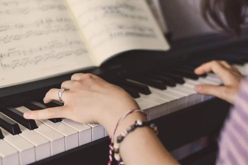 Which Sheet Music Should You Choose for a Tongue Drum?
