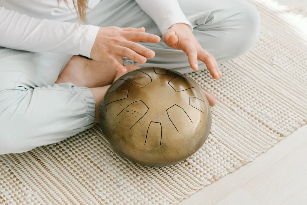 Tongue drum or handpan: what are the differences?